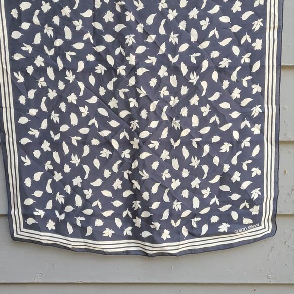 Georgio Armani Small Silk Blue Tan Leaf Print Scarf - Picture 6 of 7
